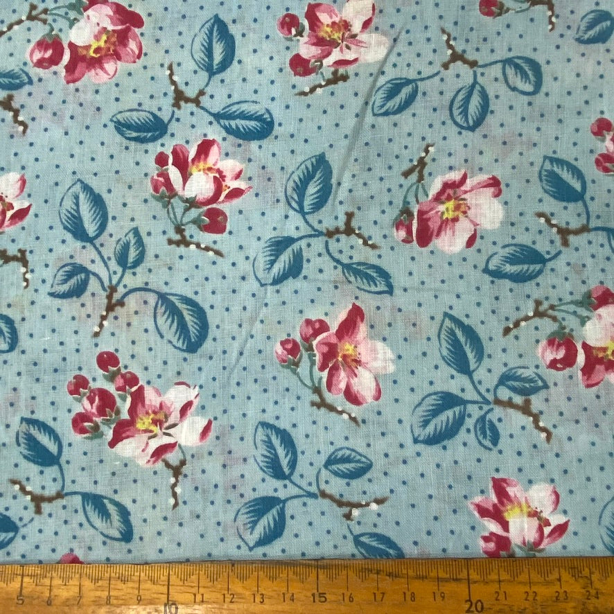 Antique and Vintage Fabric Piece No 17. 60cm x 30cm