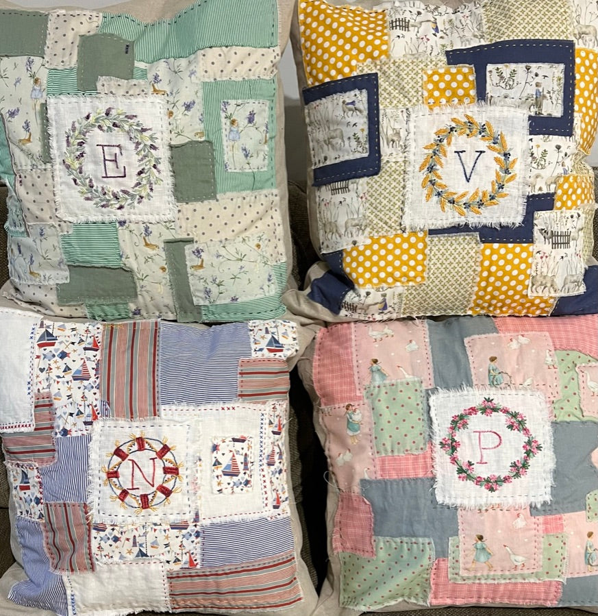 Cushion Kit - Les Panneaux Slow Stitched