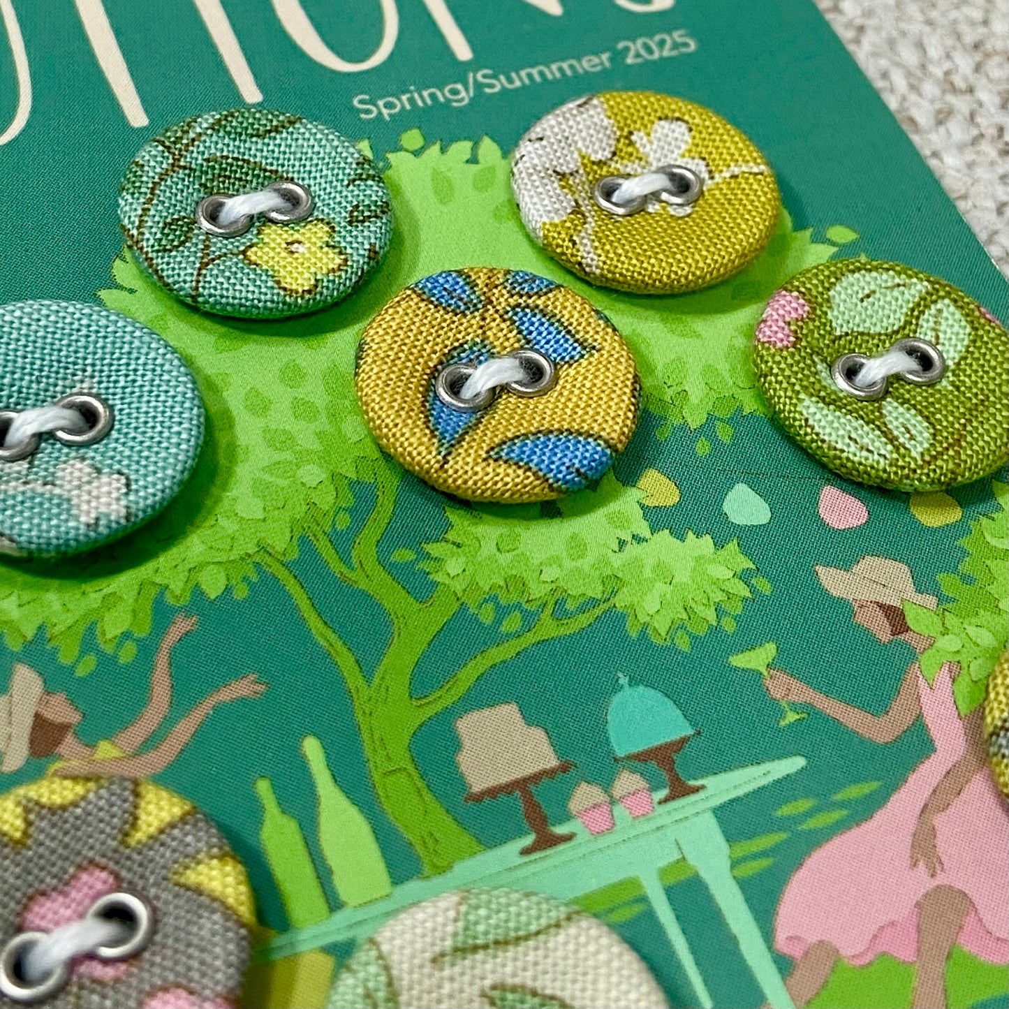 Tilda Sunday Brunch buttons - green