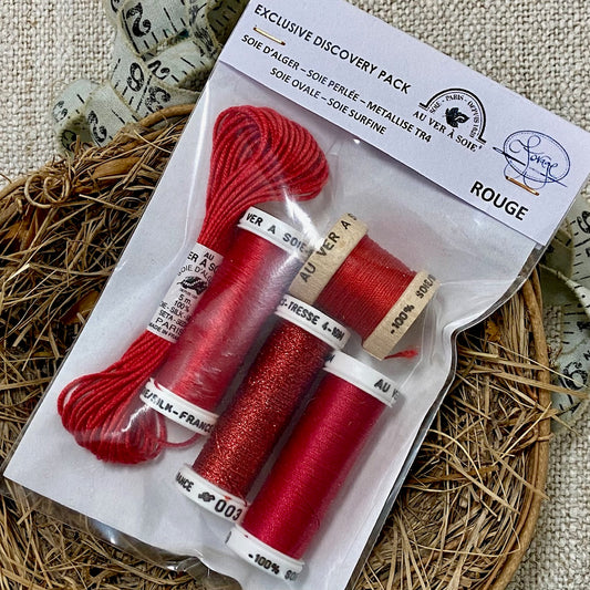 Au Ver A Soie Red Silk Discovery Pack