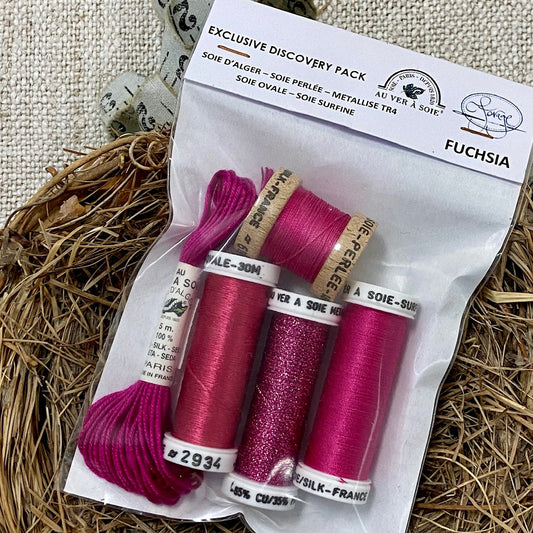 Au Ver A Soie Fuscia Silk Discovery Pack