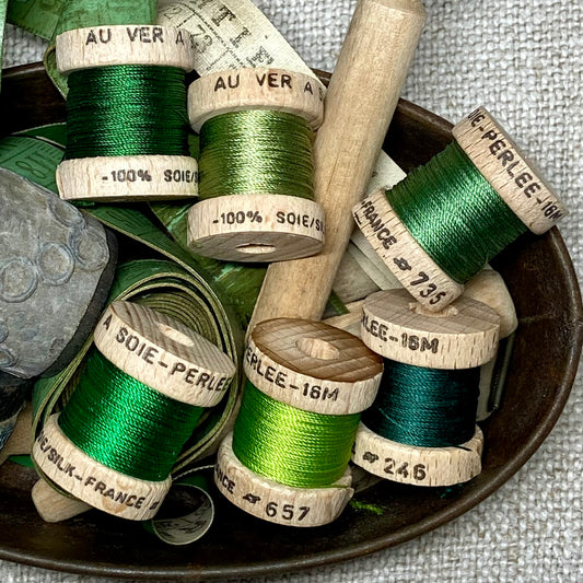 Au Ver A Soie Green Silk Spool Set