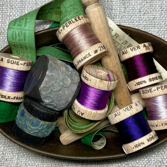 Au Ver A Soie Purple Silk Spool Set