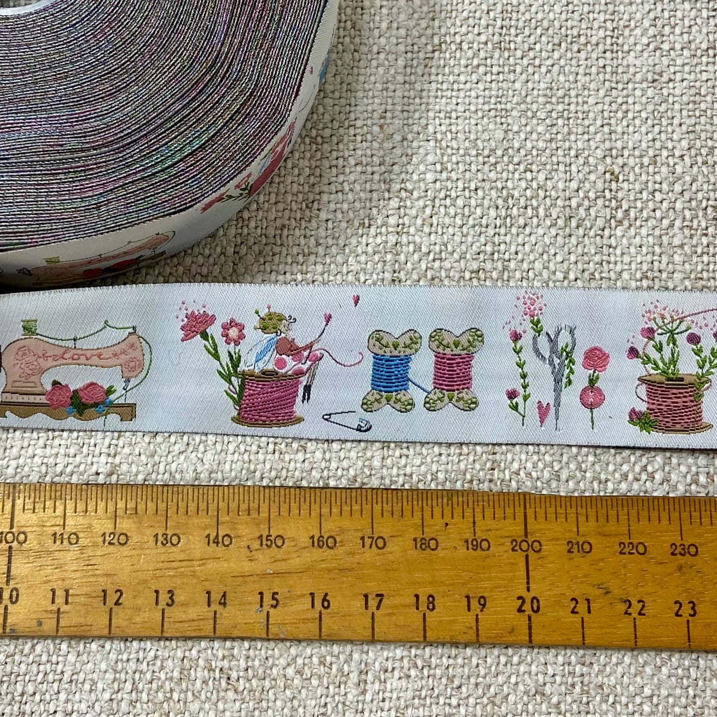 Acufactum Sew Much Fun Motif Ribbon