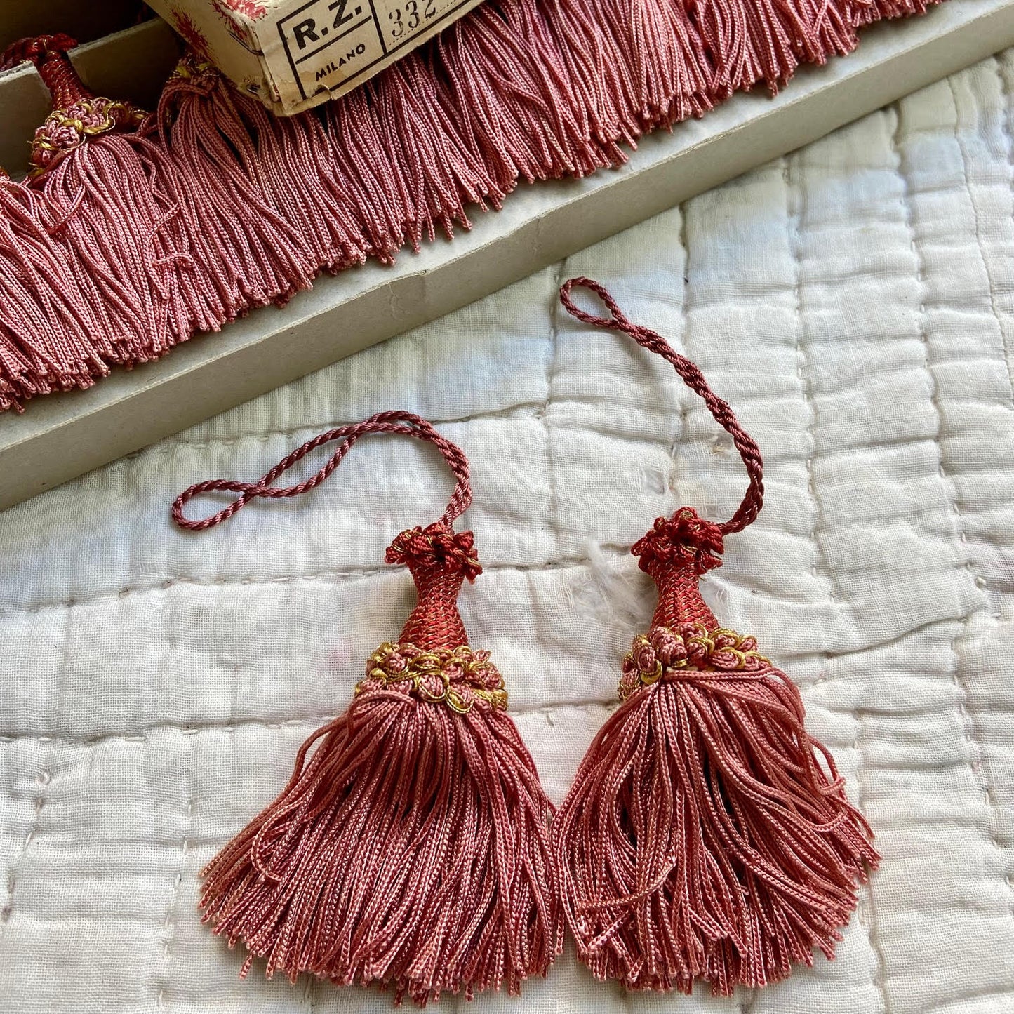 Vintage Tassels - Item 23477