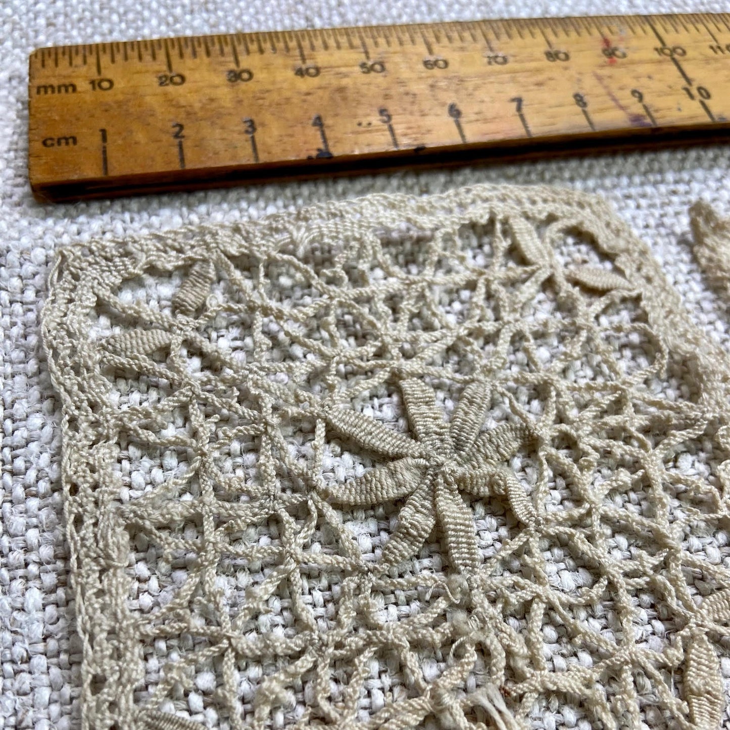 Linen Insertion Lace Pieces - Item 23492