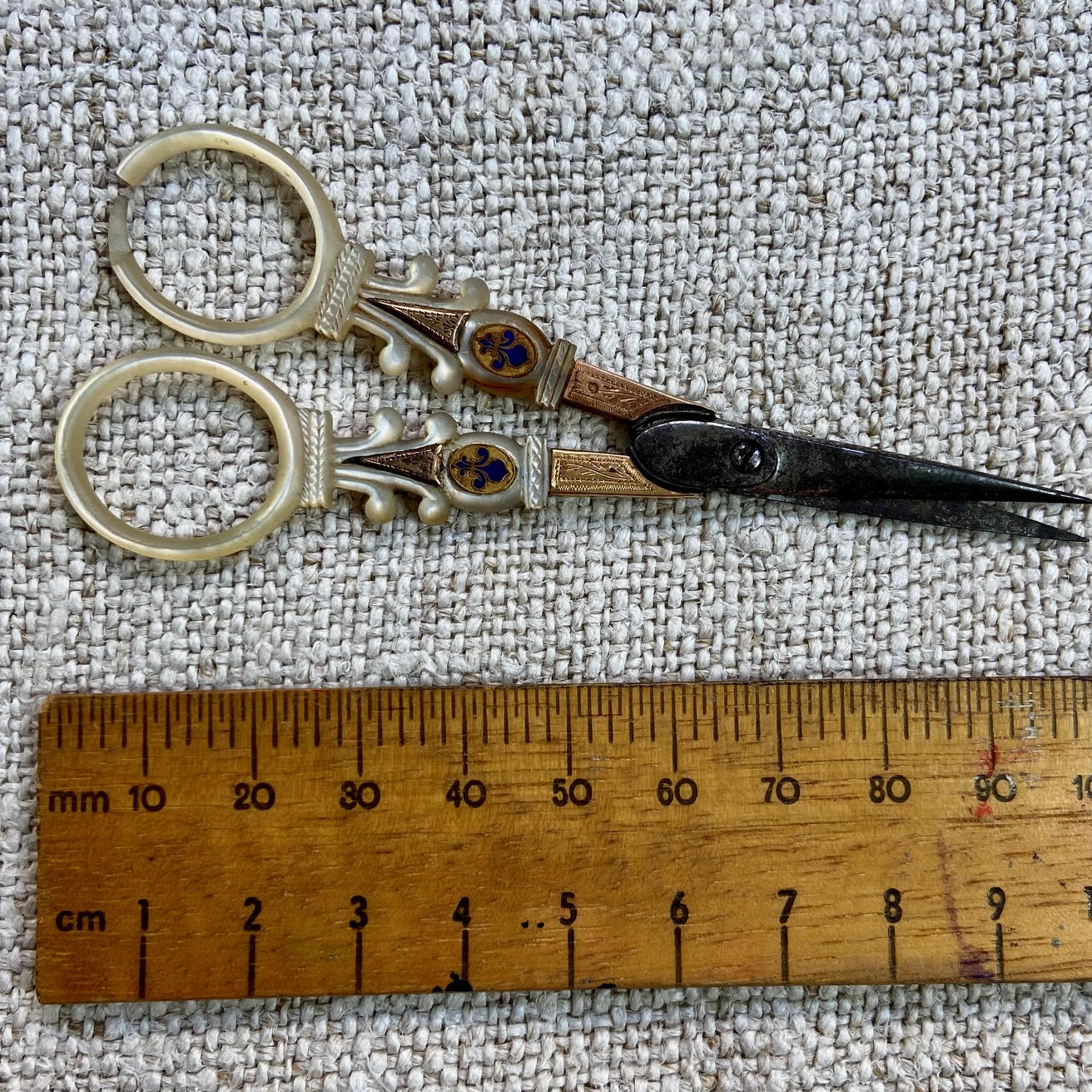 Scissors - Item 23506