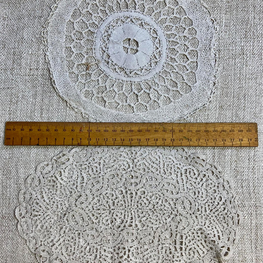 Lace Doilies - Item 23549